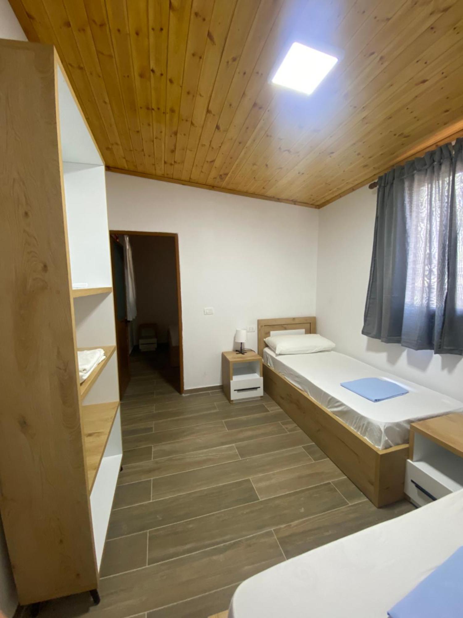 Violet Village Borsh Kültér fotó